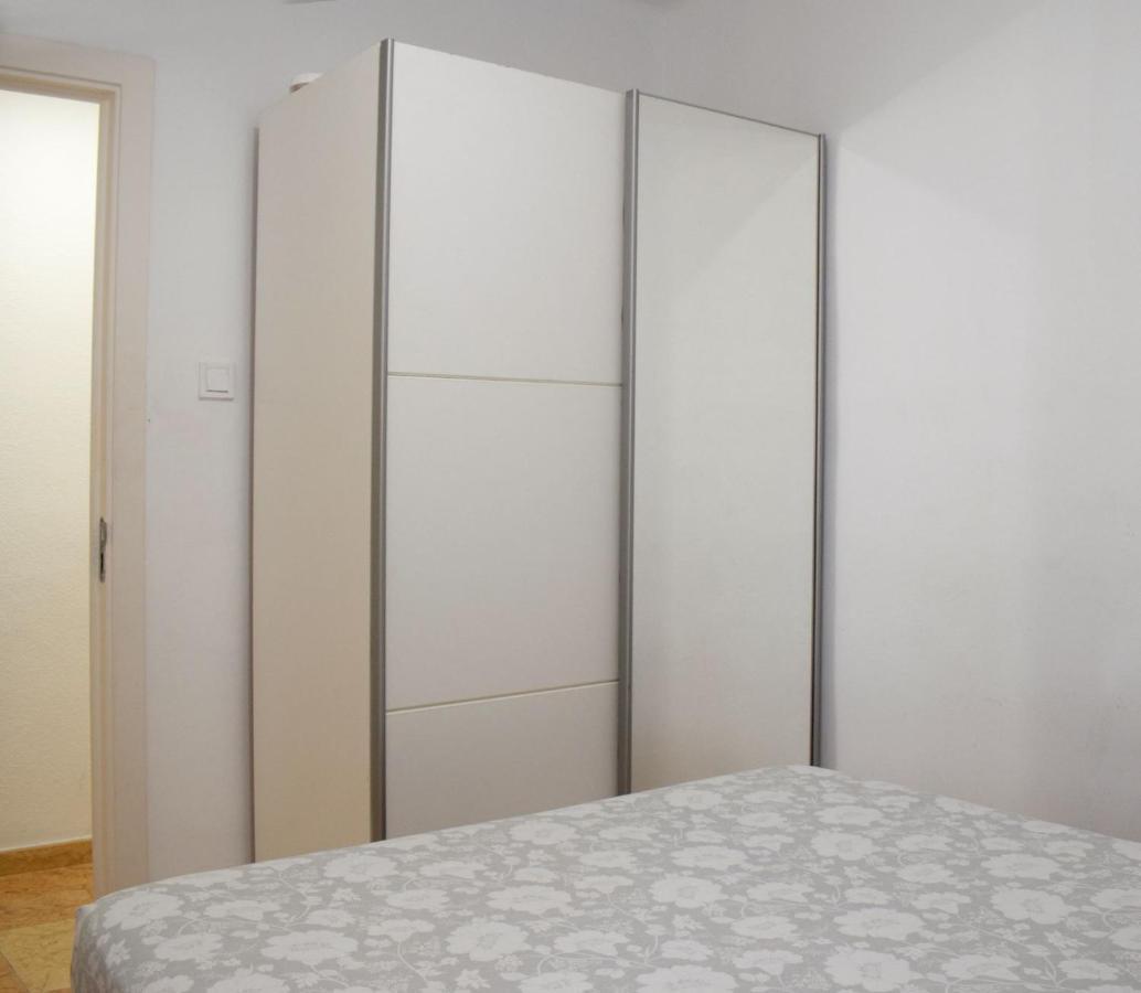 Apartamentos Atlas Terrassa II Esterno foto